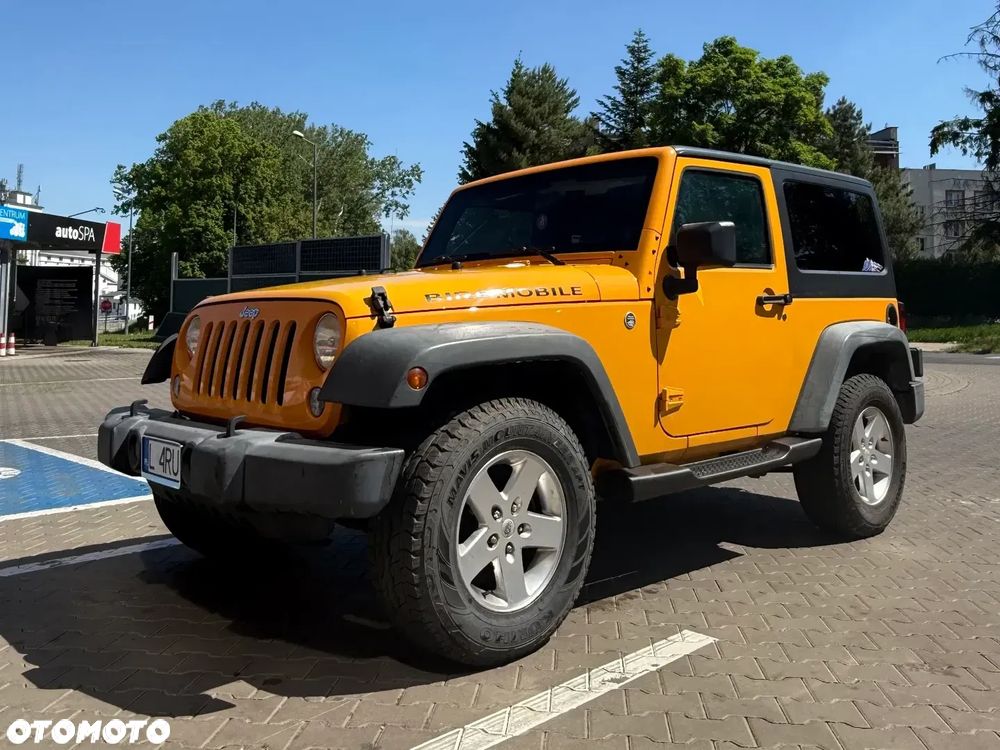 Jeep Wrangler - 1