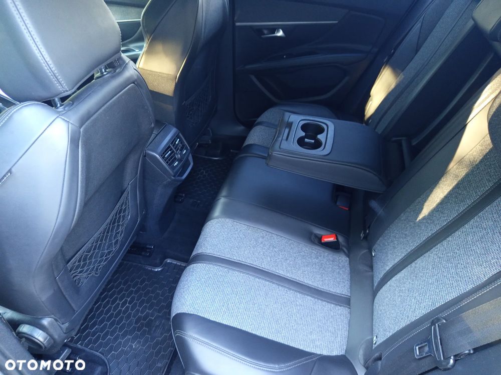 Peugeot 3008 - 10