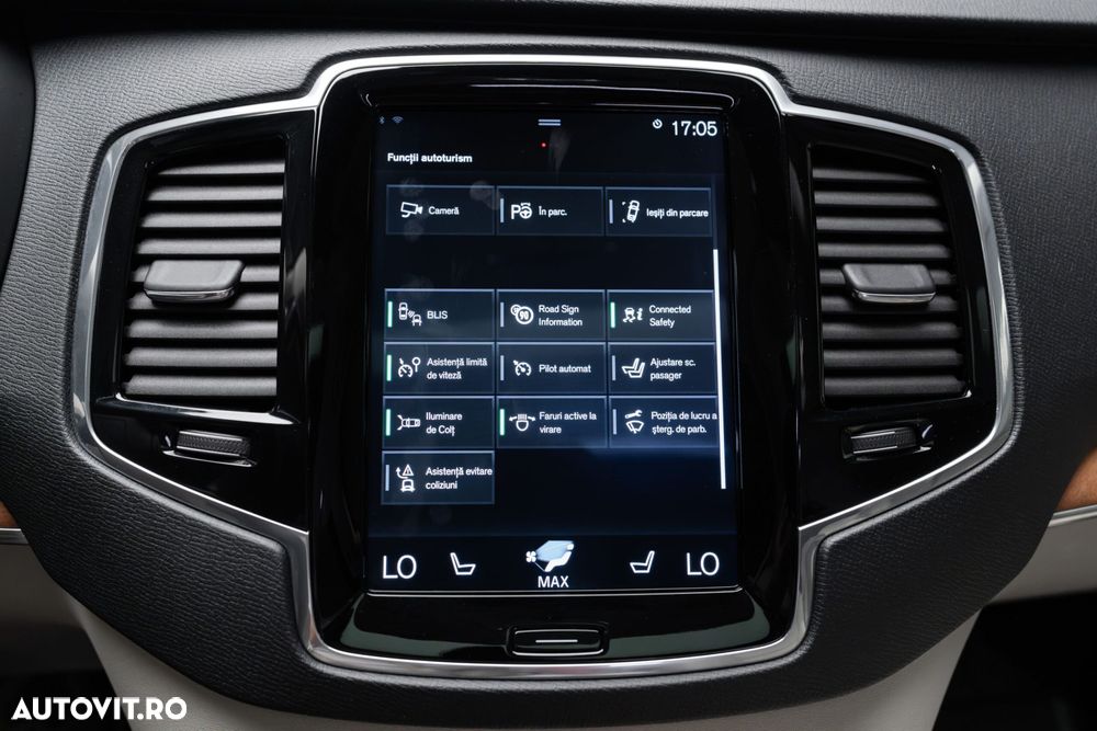 Volvo XC 90 - 25