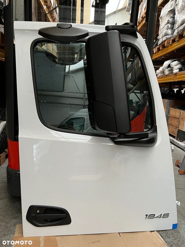 Drzwi Prawe Mercedes MP4 Actros Antos Arocs