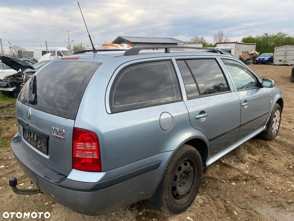 146/skoda octavia 4x4/NA CZĘŚCI - 4