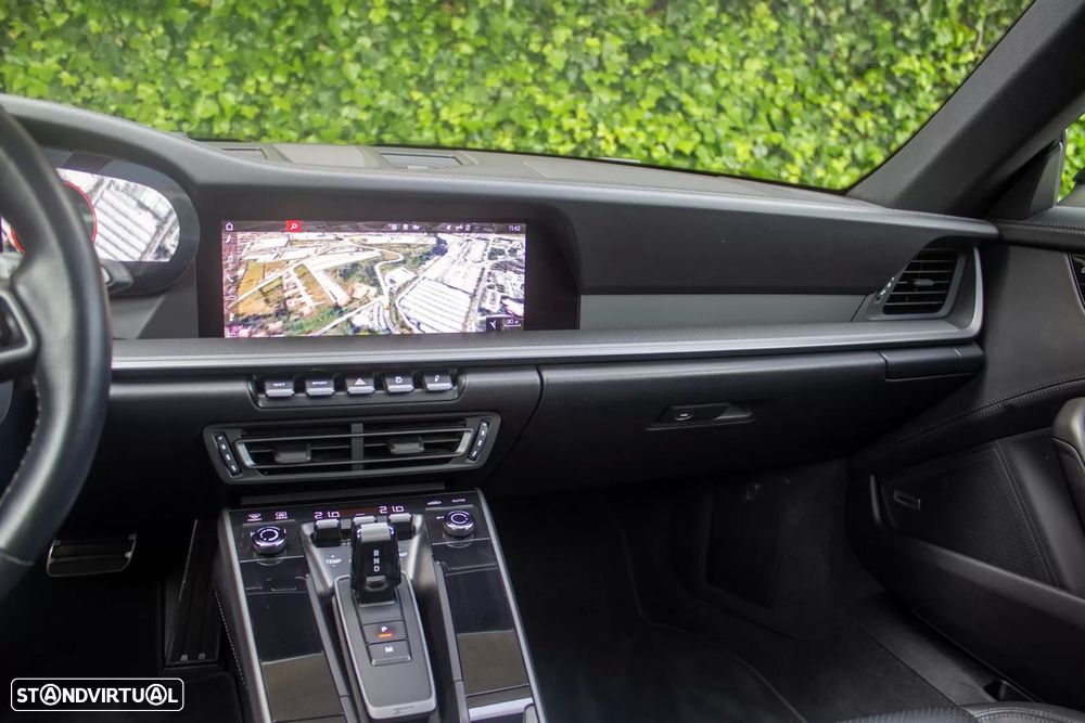 Porsche 911 (992) Carrera S PDK - 23