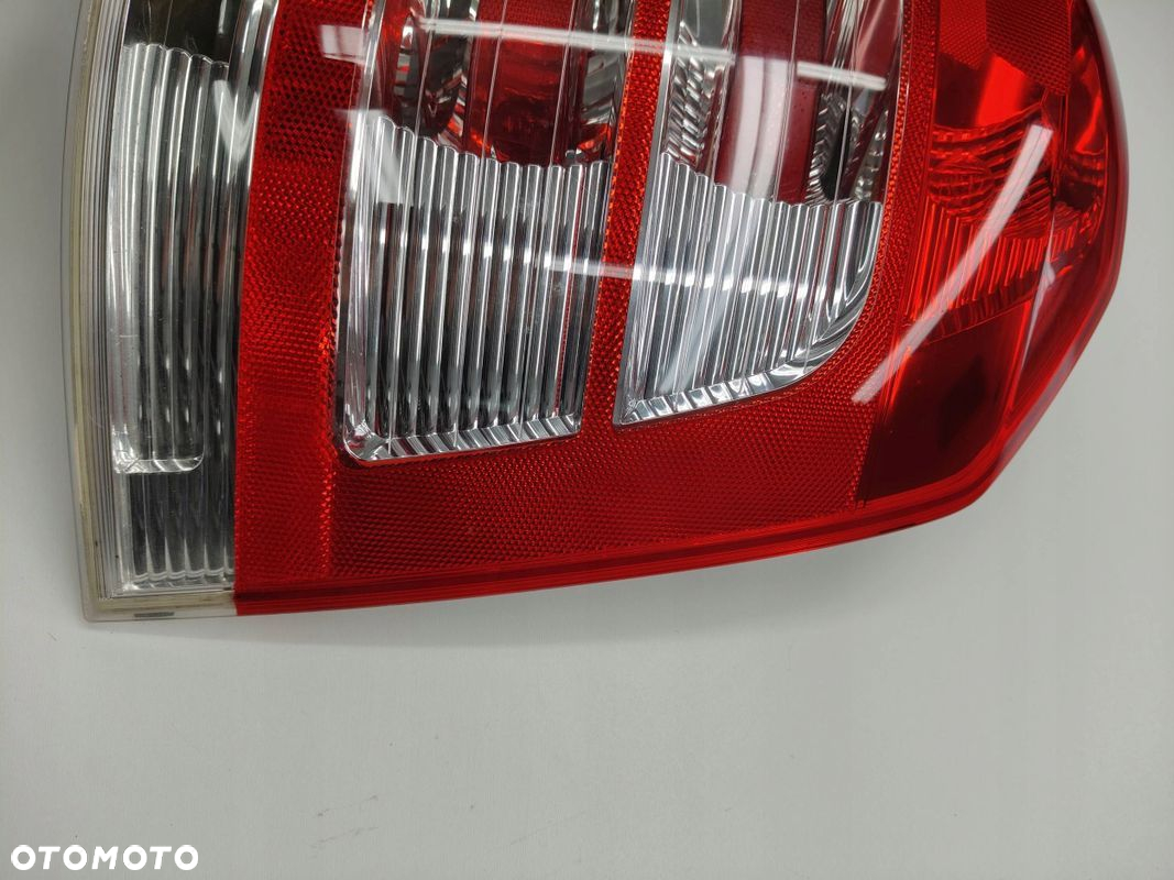 LAMPA PRAWY TYŁ PRAWA TYLNA OPEL ZAFIRA B LIFT - 4