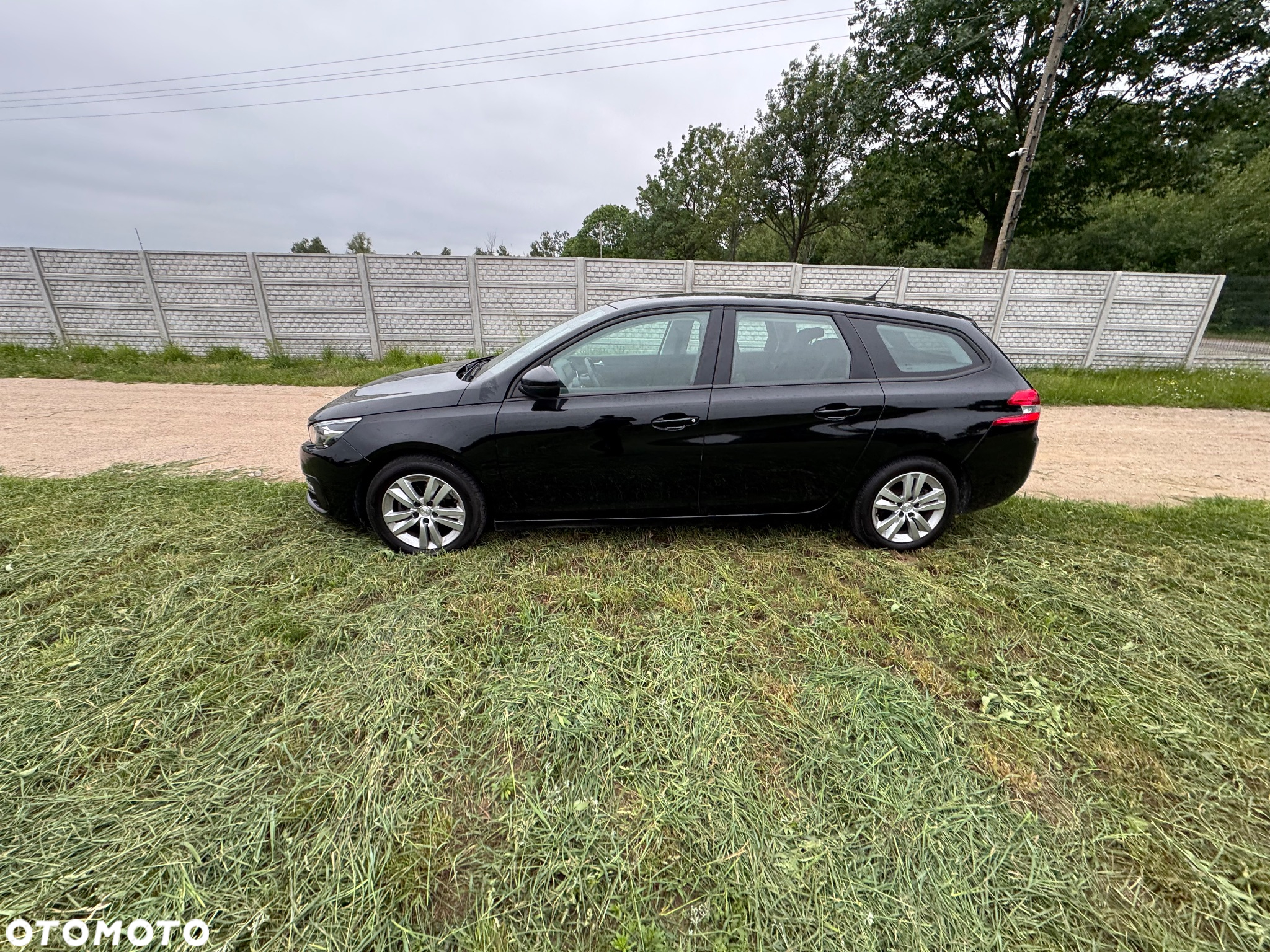 Peugeot 308 1.5 BlueHDi Allure S&S - 11