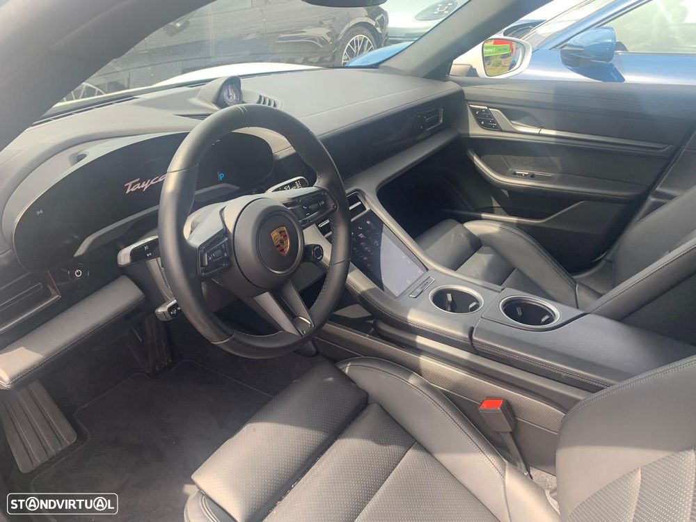 Porsche Taycan 4S - 3