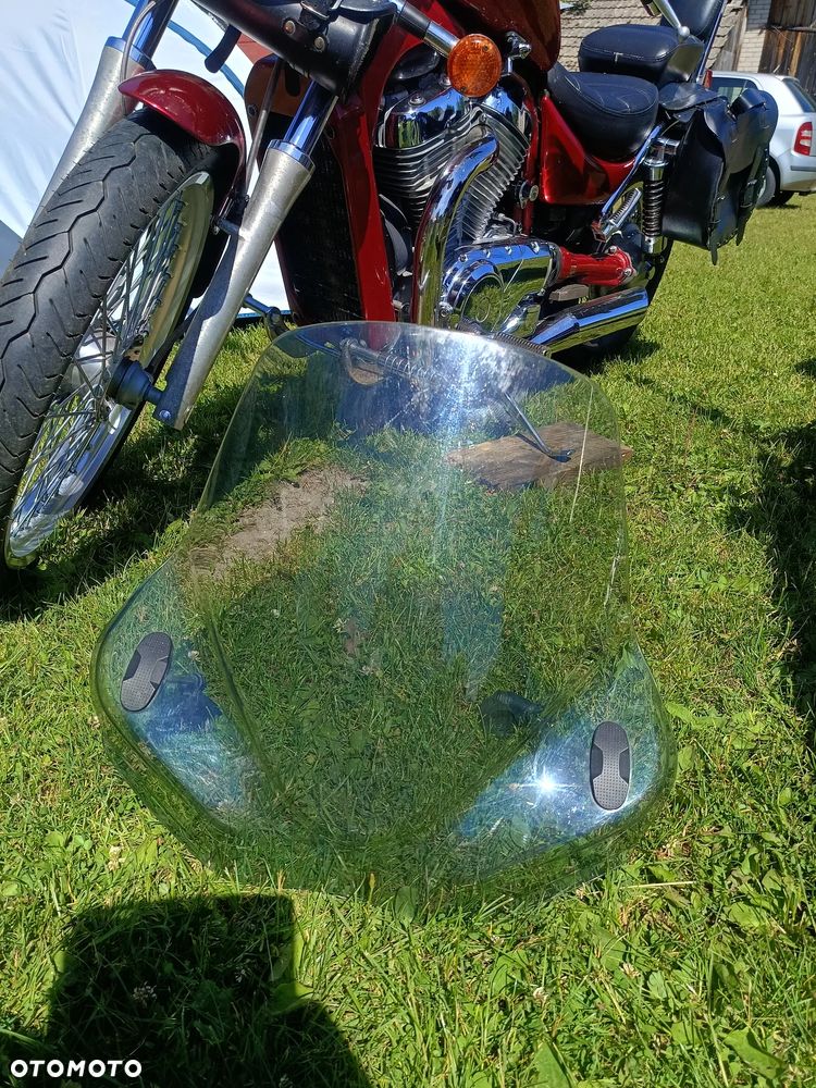 Suzuki Intruder - 11