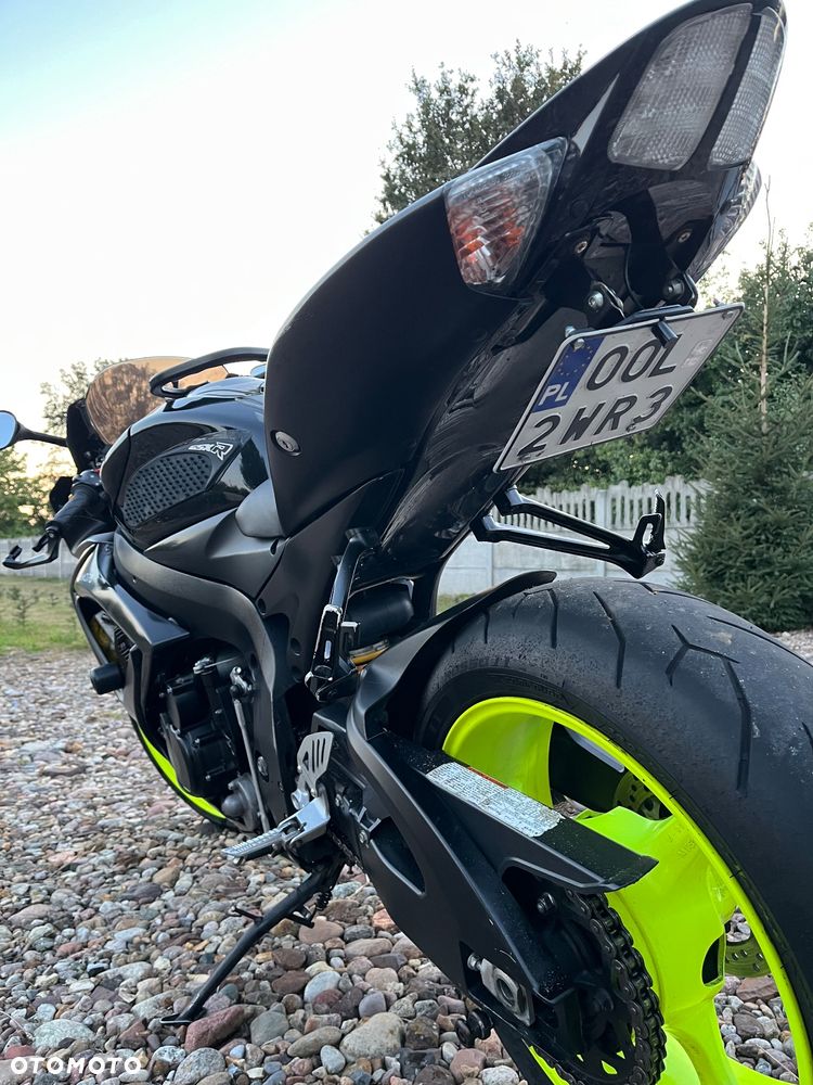 Suzuki GSX-R - 7