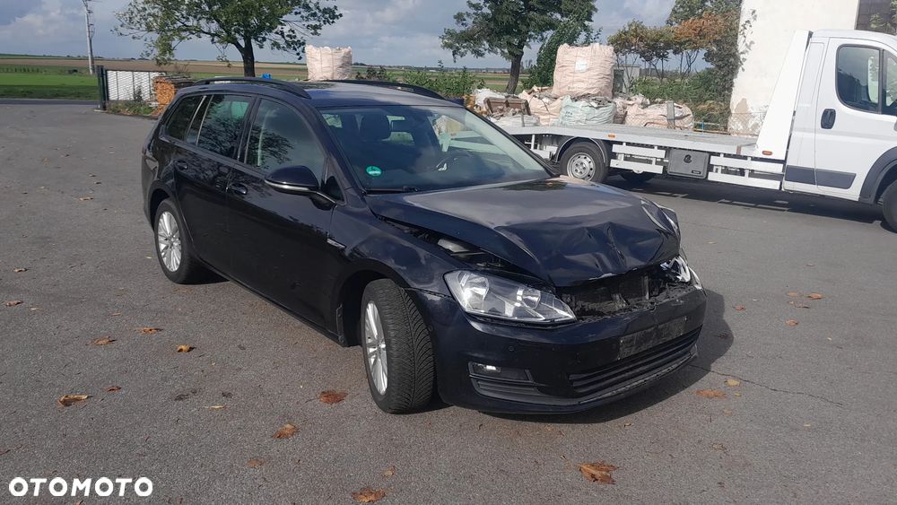 Volkswagen Golf - 3