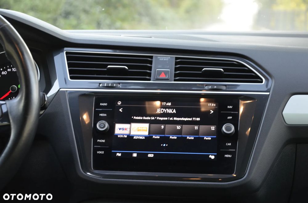 Volkswagen Tiguan - 26