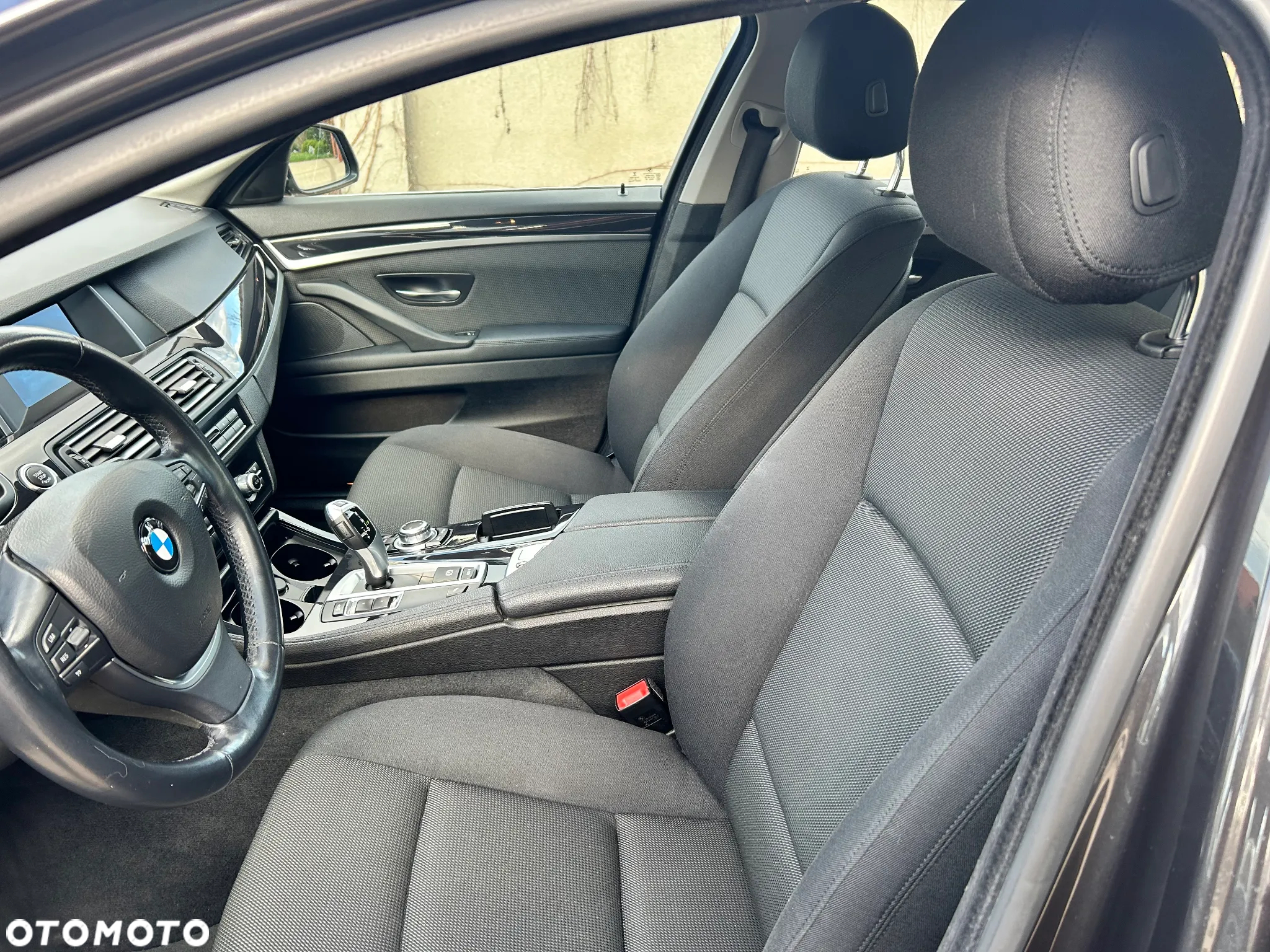 BMW Seria 5 518d - 9