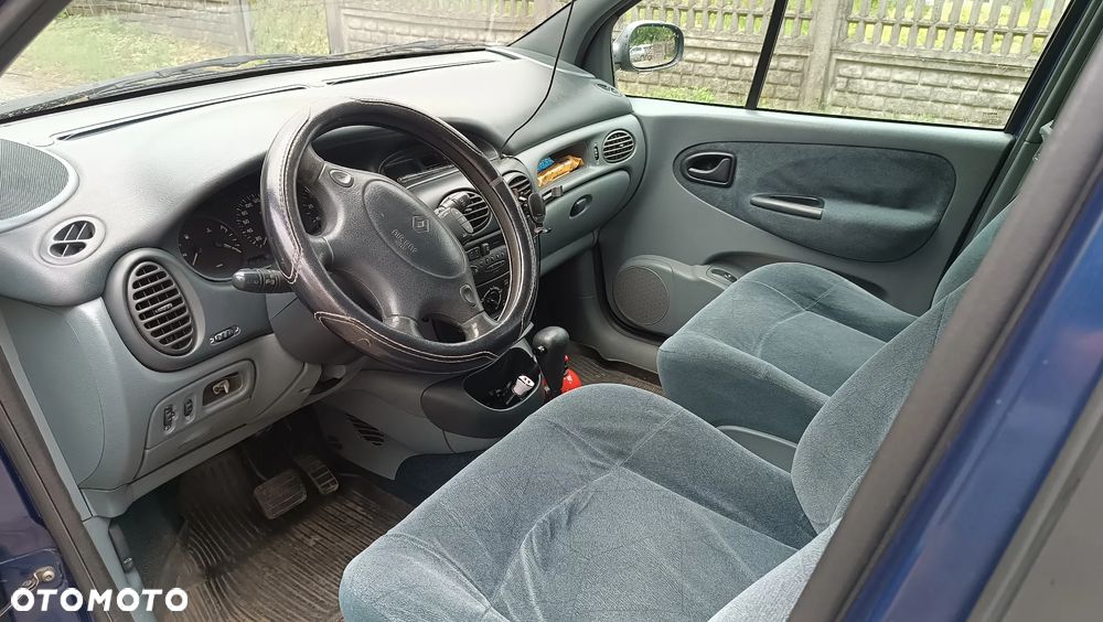 Renault Megane - 5