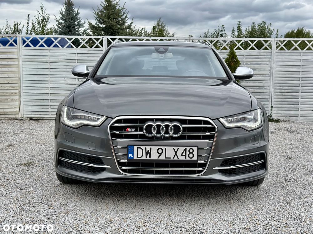 Audi S6 Avant Standard - 24