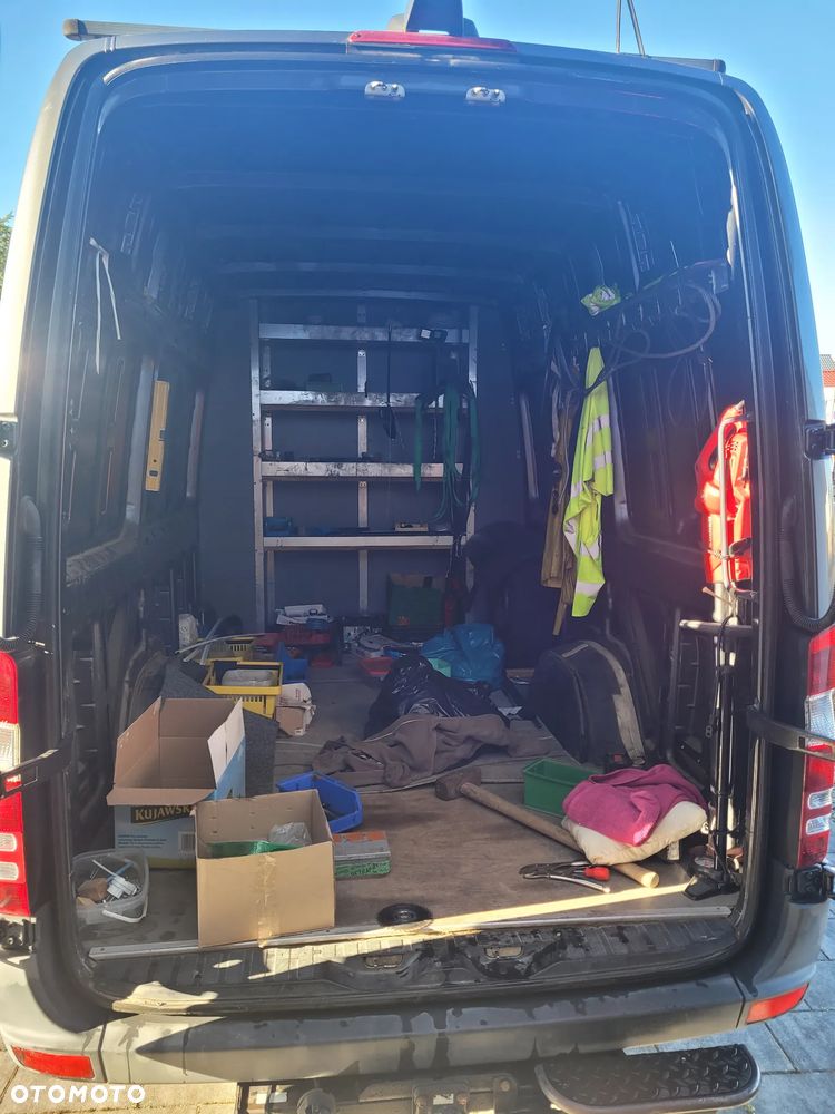 Mercedes-Benz Sprinter - 10
