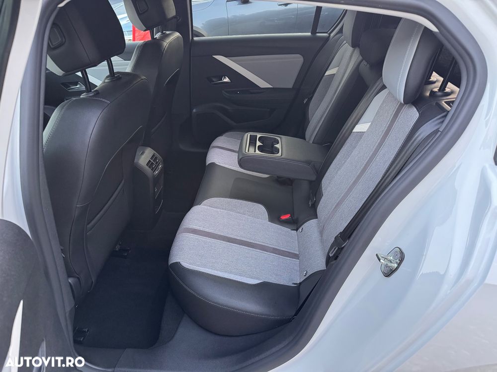 Opel Astra 1.5 D Automatik GS Line - 19