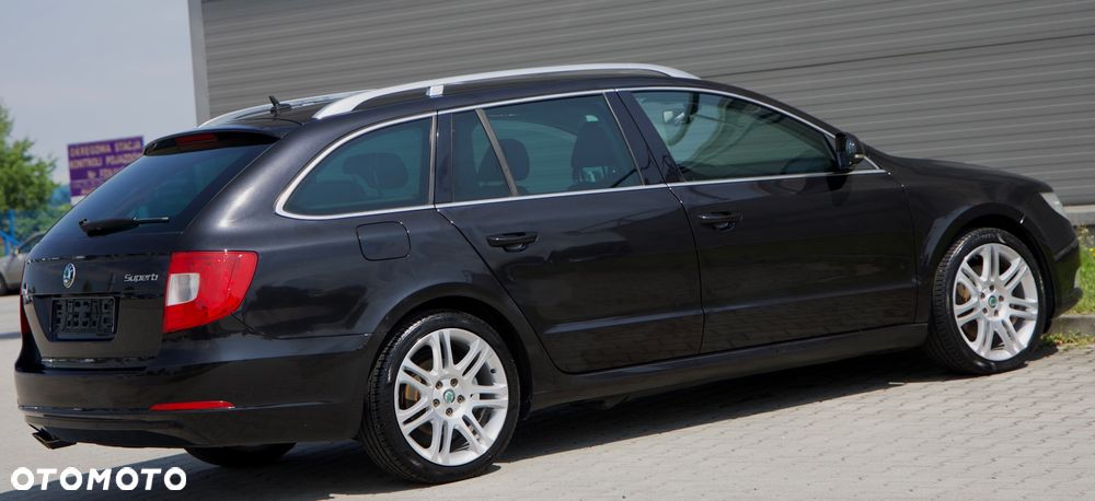 Skoda Superb 1.8 TSI DSG FAMILY - 39