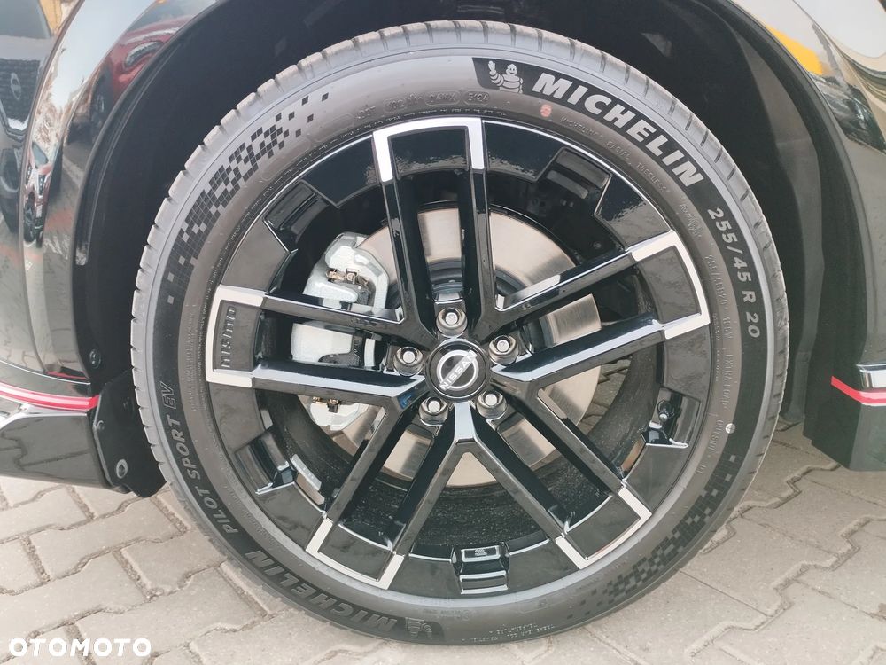 Nissan Ariya 87kWh E-4orce Nismo - 3