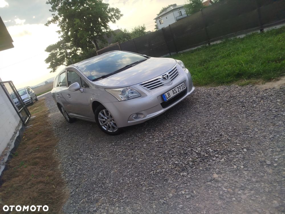 Toyota Avensis 1.8 Sol plus - 2