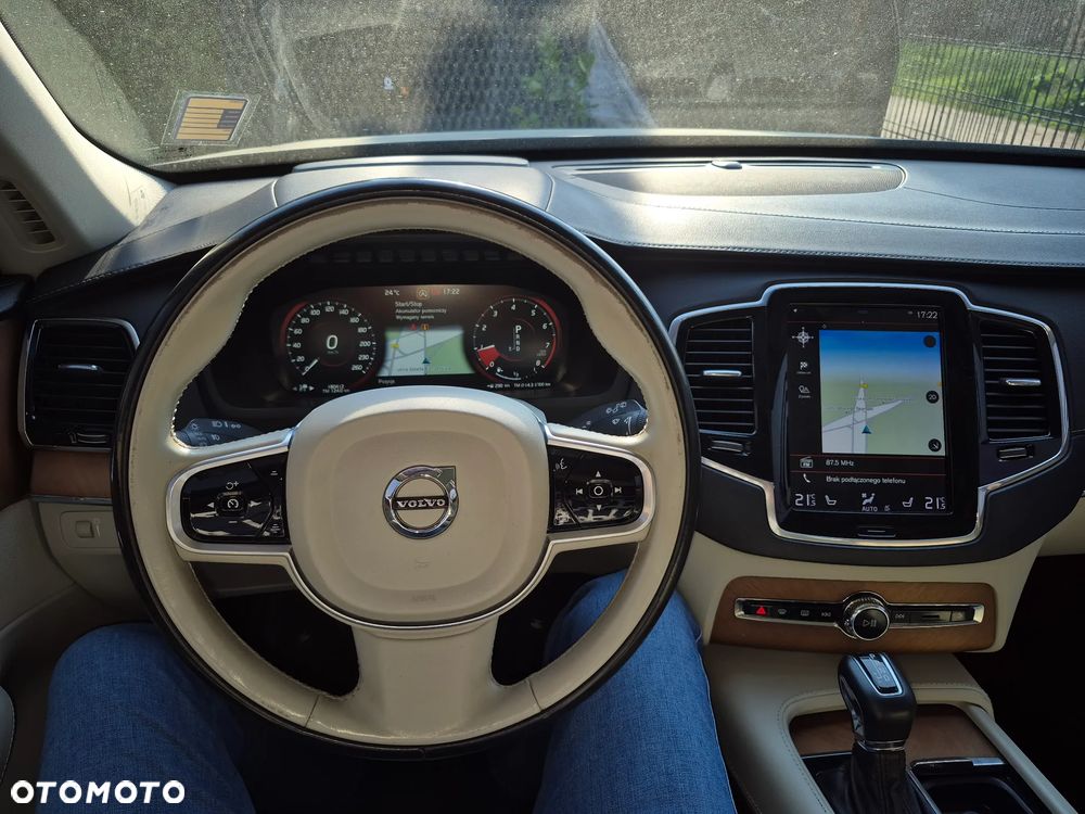 Volvo XC 90 - 17