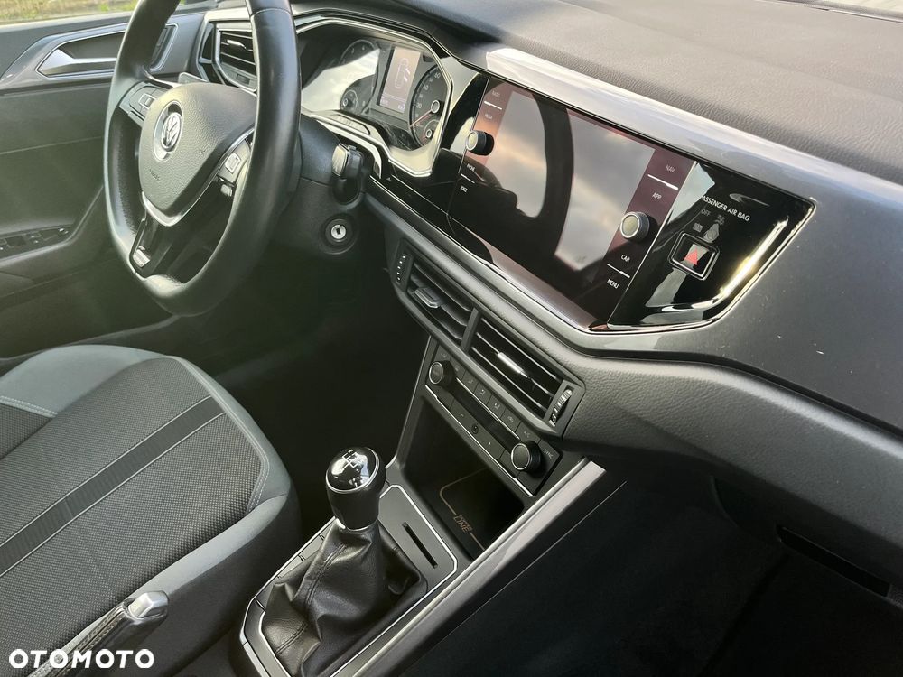Volkswagen Polo - 22