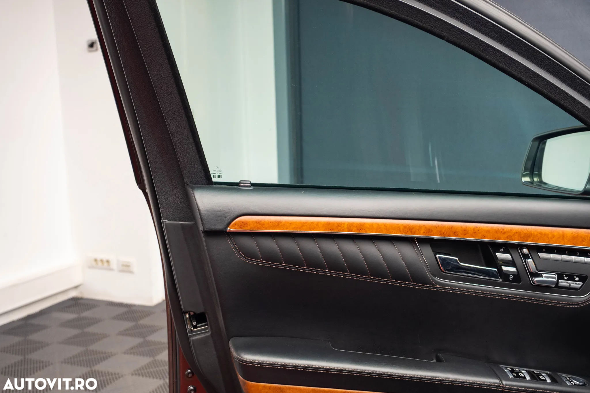 Mercedes-Benz S 600 Long Aut - 17