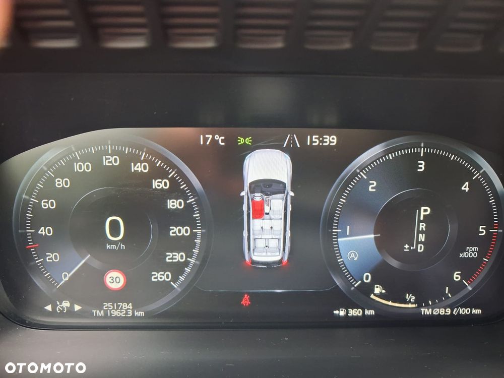 Volvo XC 90 D4 Geartronic Momentum - 11