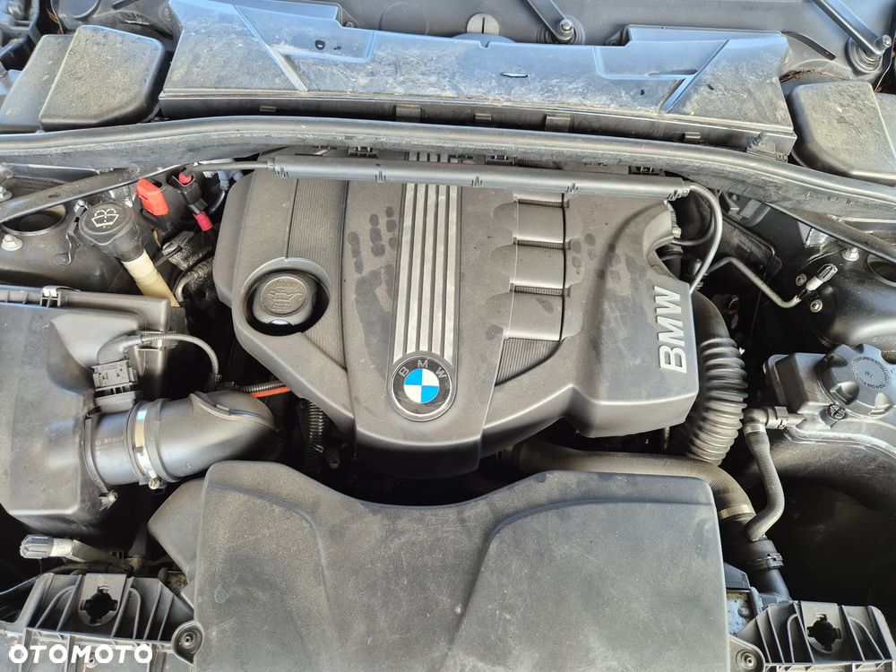 BMW Seria 1 118d DPF - 25