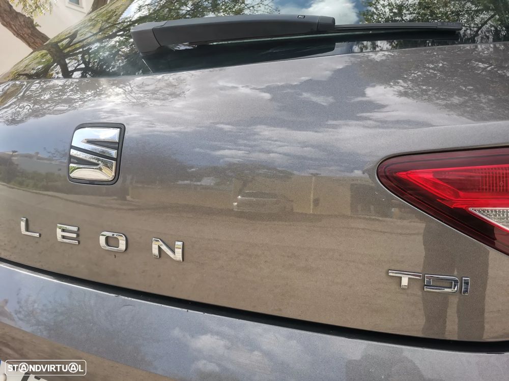 SEAT Leon 1.6 TDI Reference Ecomotive - 8