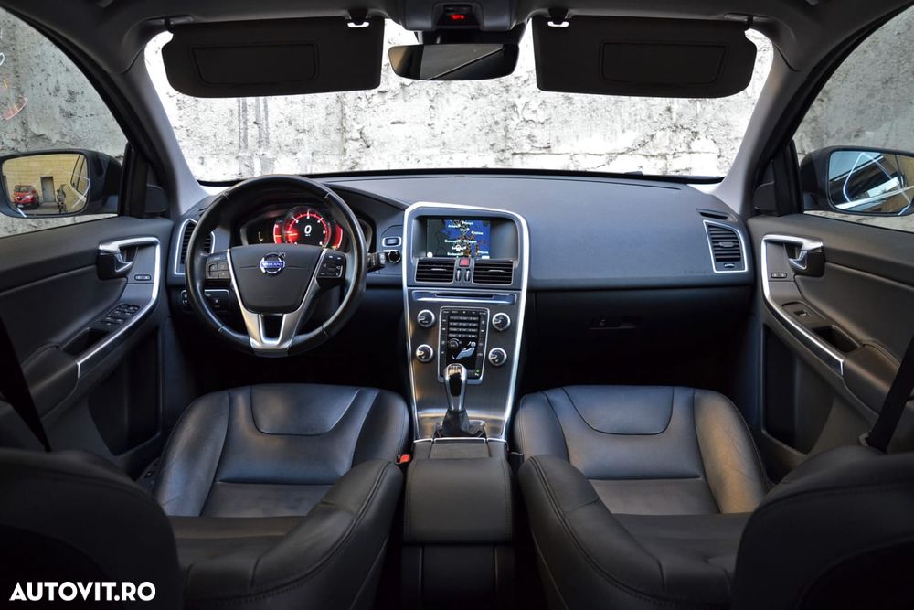 Volvo XC 60 D4 VEA Start-Stop Momentum - 6