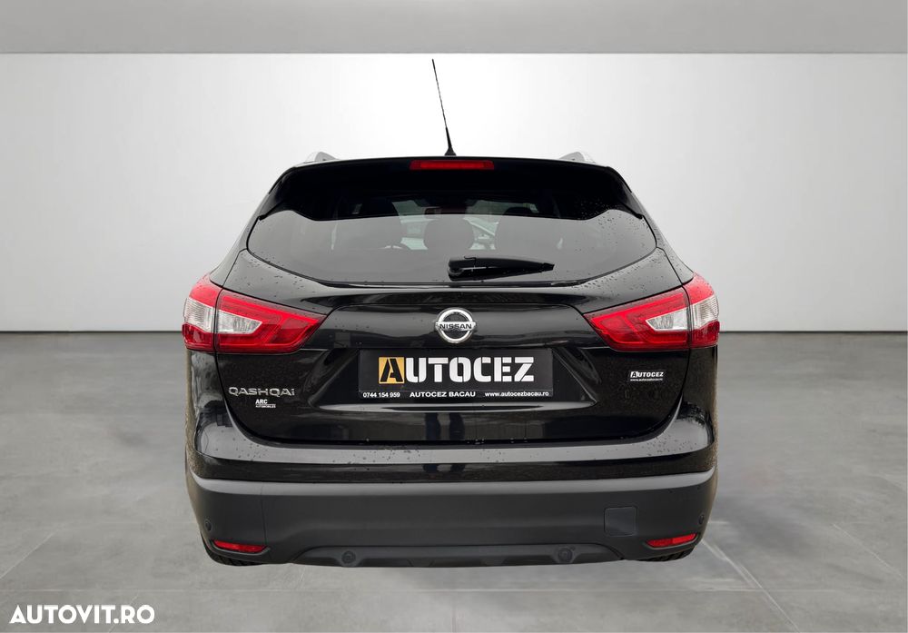 Nissan Qashqai 1.5 DCI TEKNA - 6