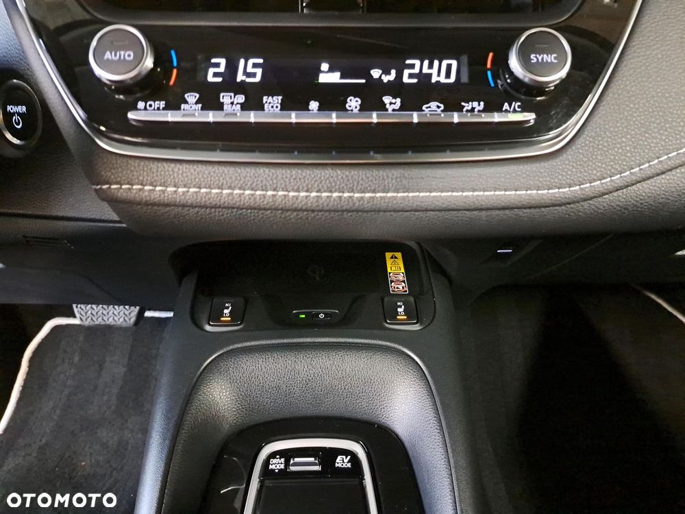 Toyota Corolla 1.8 Hybrid Comfort - 25
