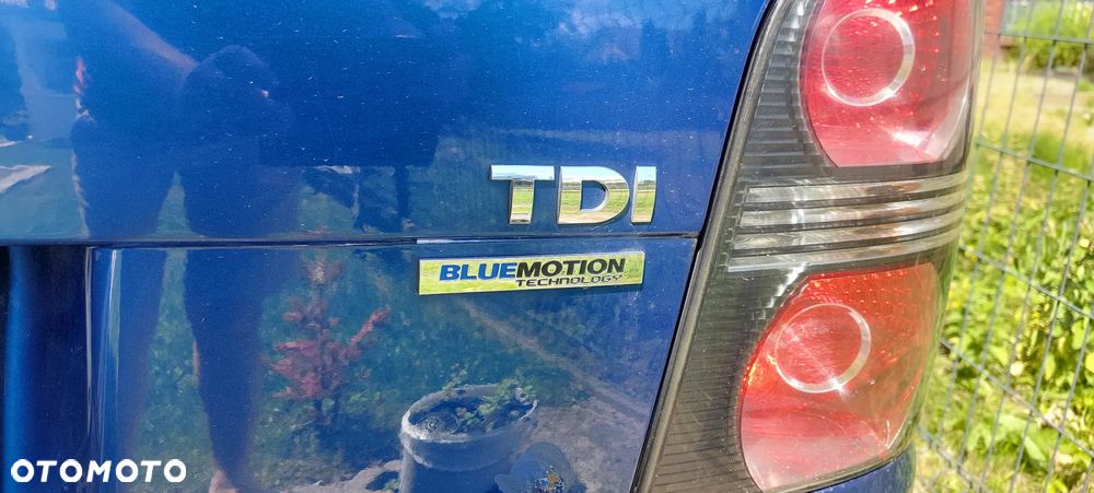 Volkswagen Touran 1.9 TDI DPF BlueMot Trendline - 17