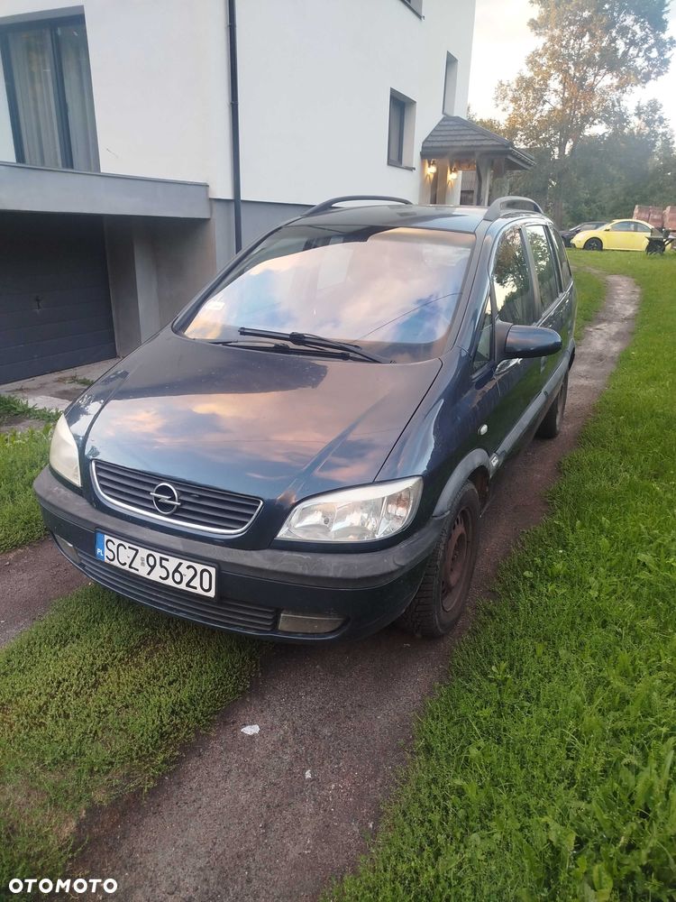 Opel Zafira - 1