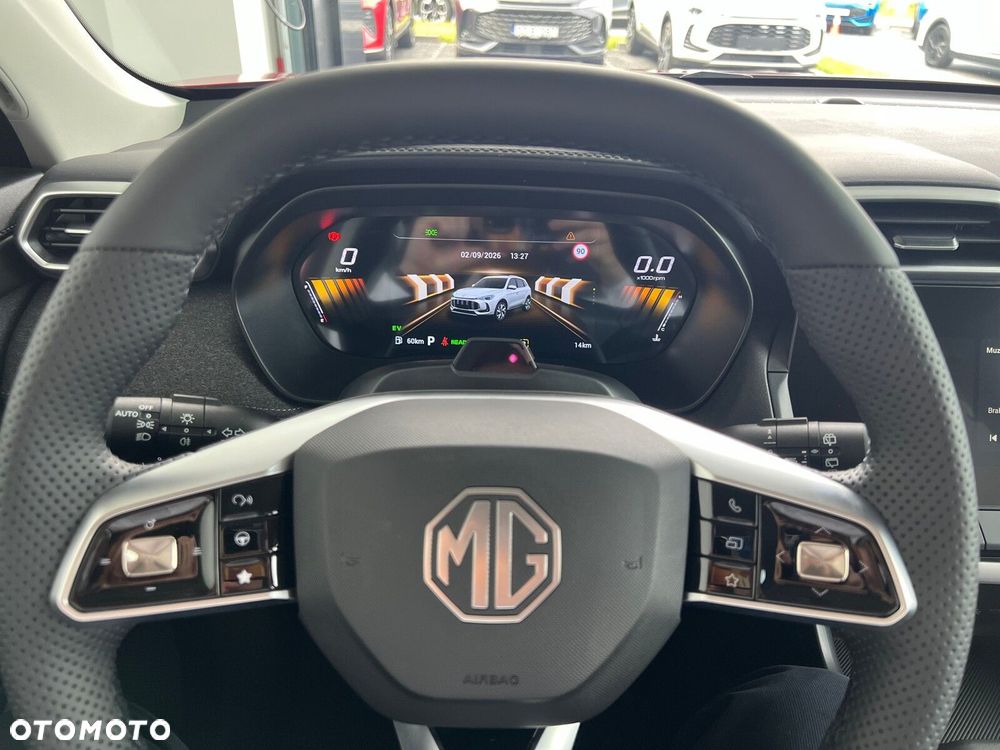 MG ZS Hybrid+ - 17