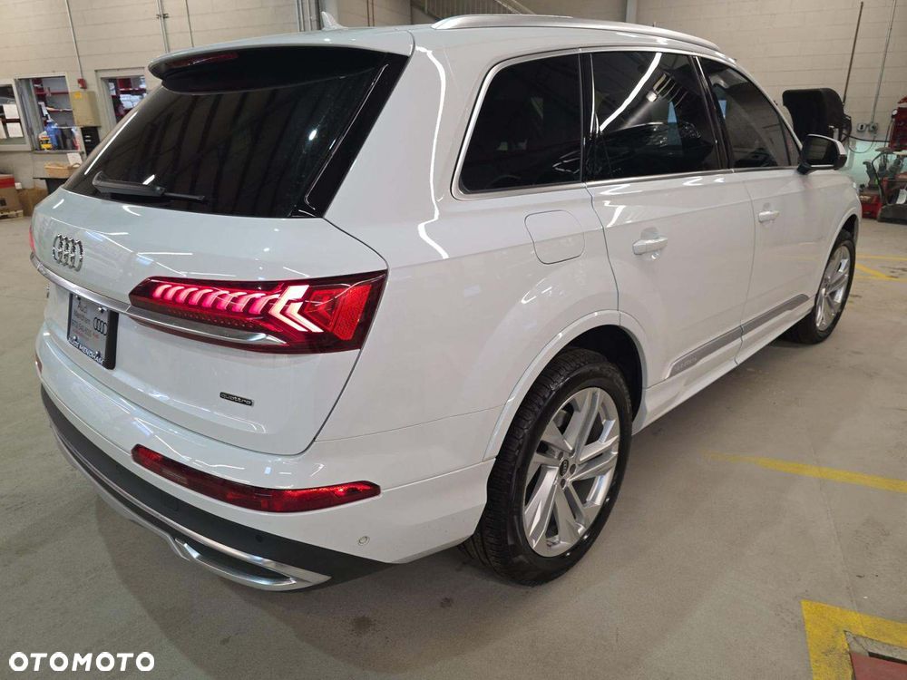 Audi Q7 ver-55-tfsi-quattro-tiptronic-s-line - 3