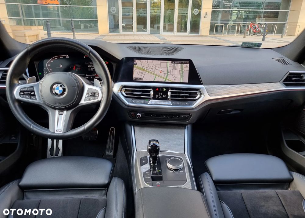 BMW Seria 3 320d xDrive M Sport Sport - 10