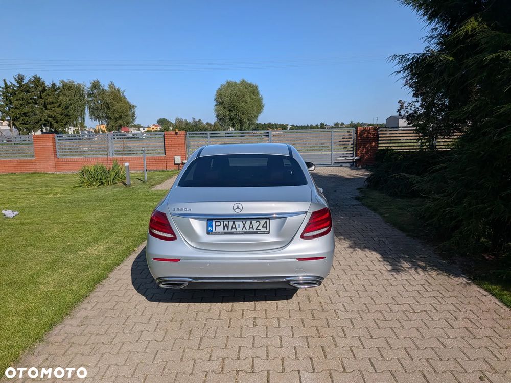Mercedes-Benz Klasa E - 7