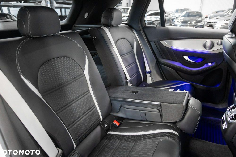 Mercedes-Benz GLC - 25