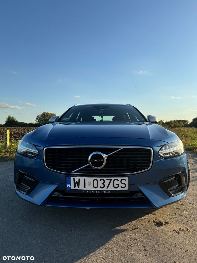 Volvo V90 D5 AWD R-Design - 2