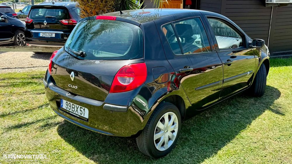 Renault Clio 1.2 16V Confort Dynamique - 7