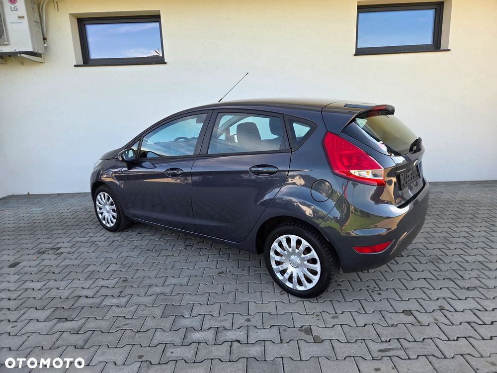 Ford Fiesta - 17