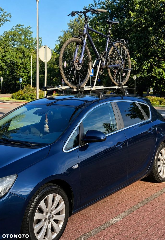 Opel Astra 1.4 T Cosmo - 9