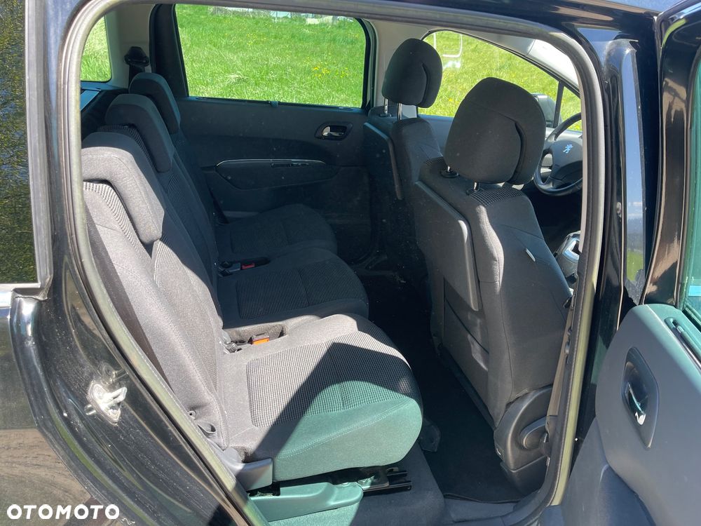 Peugeot 5008 HDI FAP 115 Style - 11
