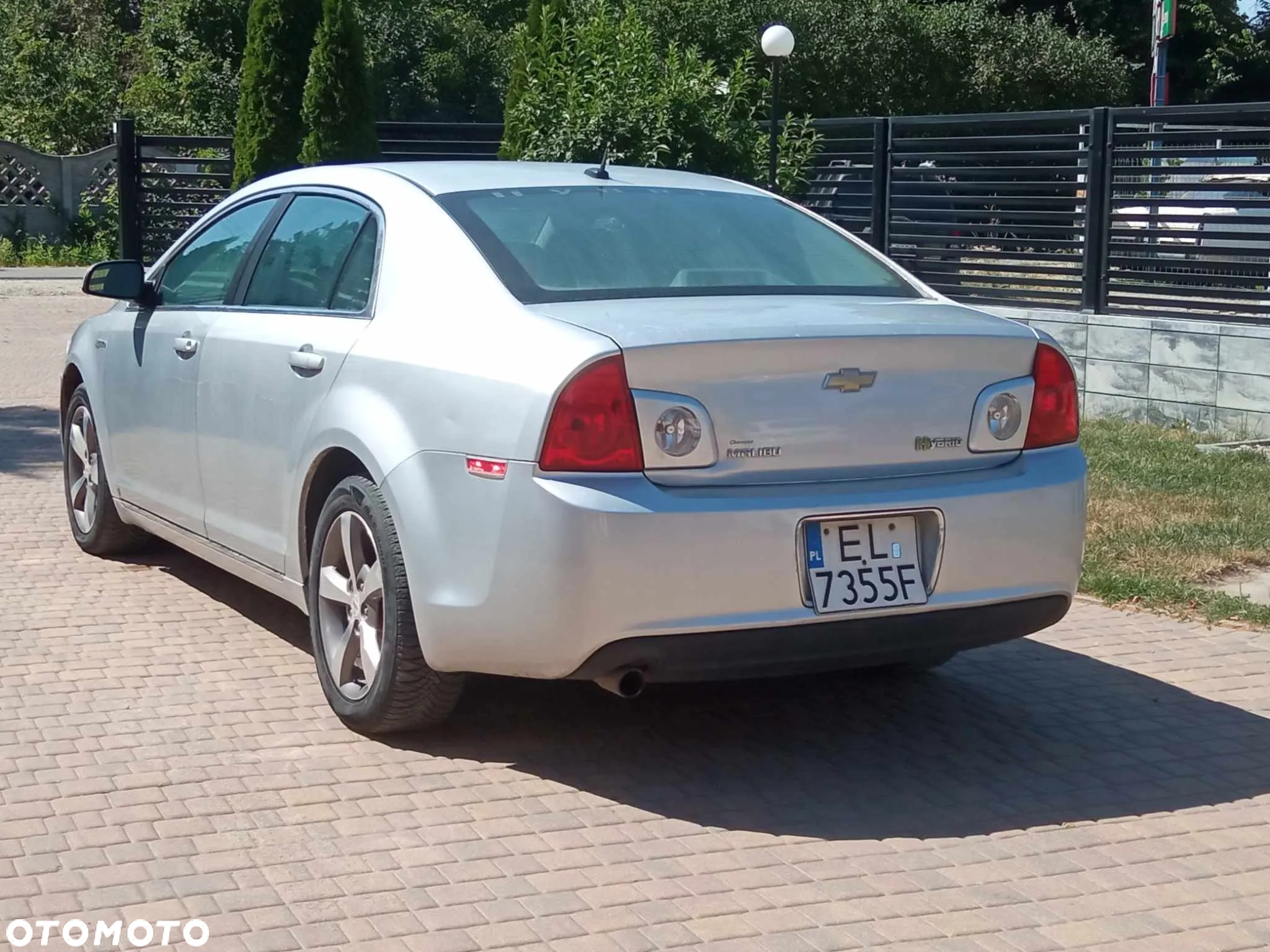 Chevrolet Malibu - 2