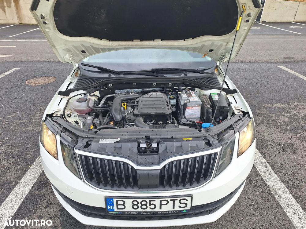 Skoda Octavia 1.0 TSI DSG Active - 20