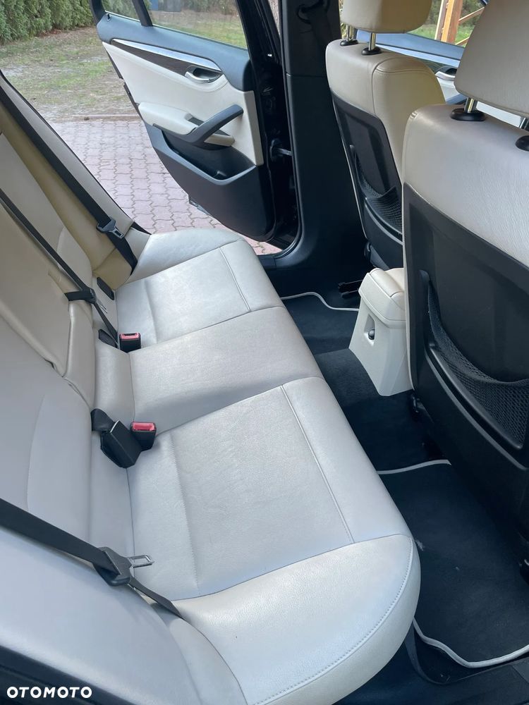 BMW X1 - 12