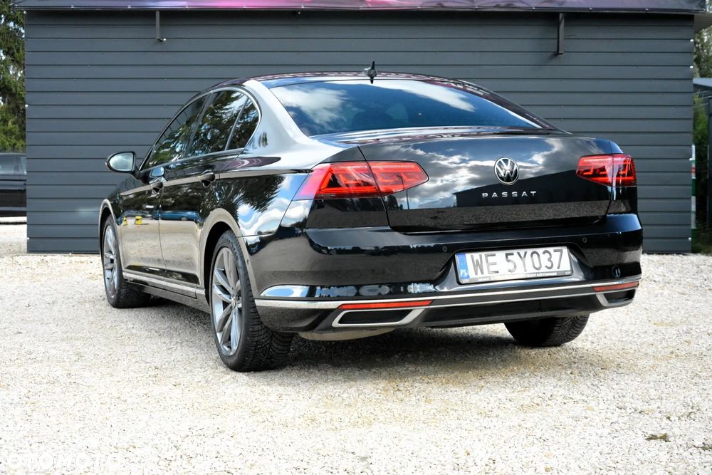 Volkswagen Passat - 6