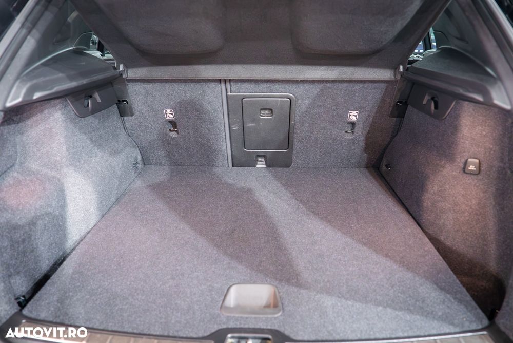 Volvo XC 40 T4 Recharge DKG Inscription - 12