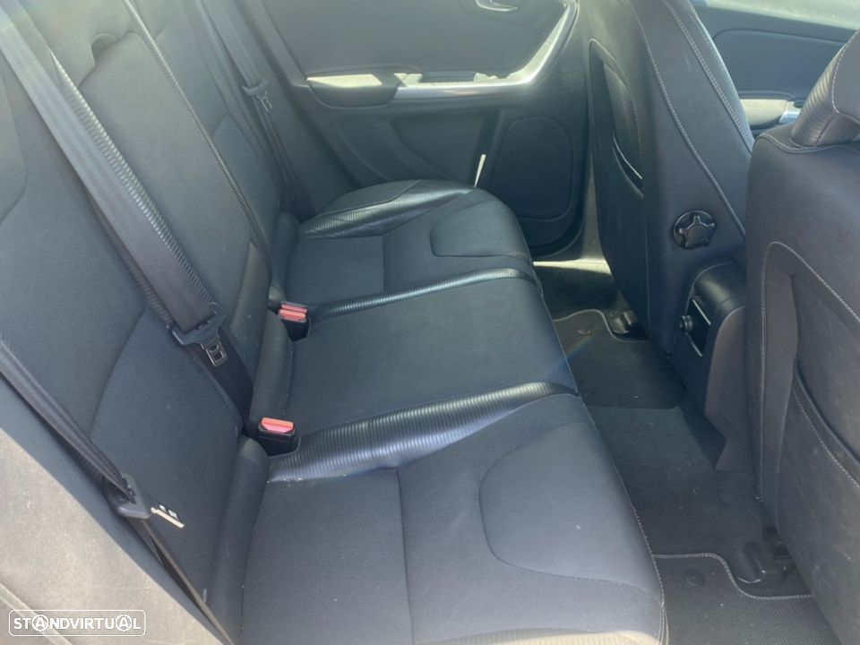 Volvo V60 1.6 D2 Drive R-Design Start/Stop - 15