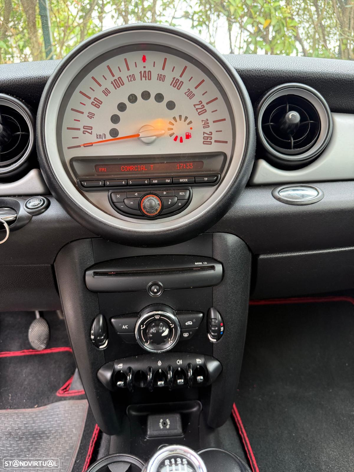 MINI 3 Portas Cooper D - 6