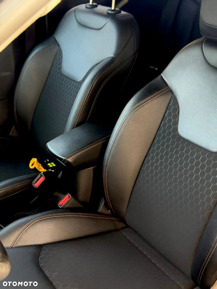 Jeep Compass 1.3 TMair Limited FWD S&S - 14